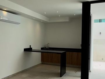 Casa en VENTA con ALBERCA, cuarto de servicio y 3 recamaras con baño, Fracc. El Ancla