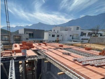 CASA EN VENTA CARRETERA NACIONAL