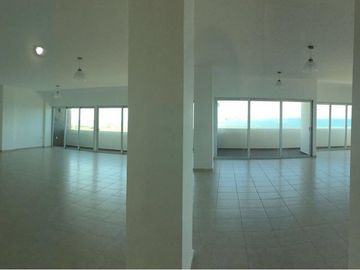TORRE ALTARA, Departamento en RENTA o VENTA con vista al mar, alberca, elevador y vigilancia
