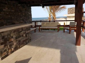 TORRE ALTARA, Departamento en RENTA o VENTA con vista al mar, alberca, elevador y vigilancia