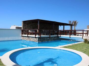 TORRE ALTARA, Departamento en RENTA o VENTA con vista al mar, alberca, elevador y vigilancia
