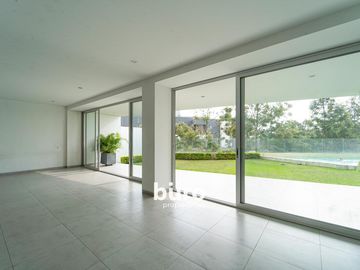 HERMOSO PENTHOUSE EN VENTA EN CERROS DE CAMACHO SURCO CON DOS MASTER BEDROOM