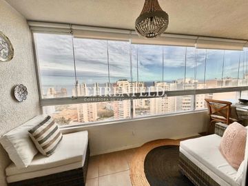 La Foresta, Reñaca. Departamento con vista al mar. Piso Alto.