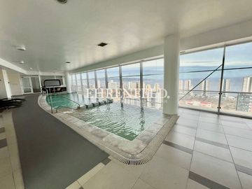 La Foresta, Reñaca. Departamento con vista al mar. Piso Alto.
