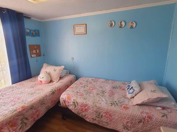 Vende Casa en Pasaje Cerrado 3D 2B Fernandez Albano, La Cisterna