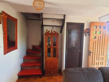 Vende Casa en Pasaje Cerrado 3D 2B Fernandez Albano, La Cisterna
