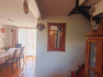 Vende Casa en Pasaje Cerrado 3D 2B Fernandez Albano, La Cisterna
