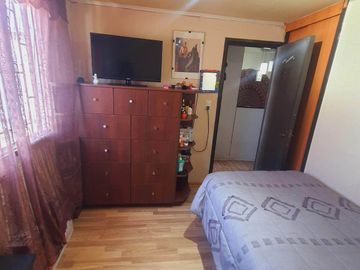 Vende Casa en Pasaje Cerrado 3D 2B Fernandez Albano, La Cisterna