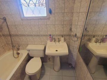 Vende Casa en Pasaje Cerrado 3D 2B Fernandez Albano, La Cisterna