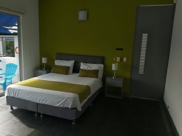Venta de Espectacular Casa Quinta en El Imperio, Carmen de Apicalá
