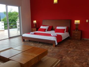 Venta de Espectacular Casa Quinta en El Imperio, Carmen de Apicalá