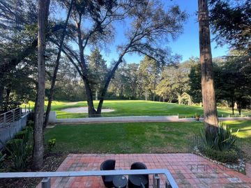 Se vende y se renta  casa en Club de Golf Valle Escondido (L)