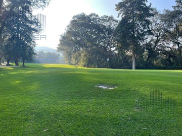 Se vende y se renta  casa en Club de Golf Valle Escondido (L)