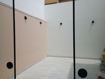 Casa en alquiler para vivienda u oficina