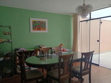 Casa en alquiler para vivienda u oficina