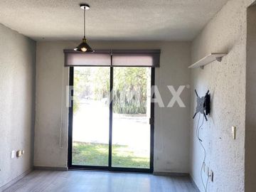 VENTA CASA 3 RECÁMARAS ZONA FRAY JUNÍPERO SERRA
