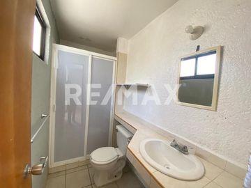 VENTA CASA 3 RECÁMARAS ZONA FRAY JUNÍPERO SERRA
