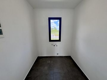 VENTA CASA SAN SEBASTIAN AREA 2 - 5 AMBIENTES