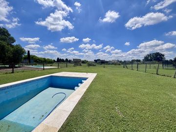 VENTA CASA SAN SEBASTIAN AREA 2 - 5 AMBIENTES