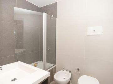 Espectacular 4 ambientes 2 cocheras  patio y parrilla - con amenities - Caballito