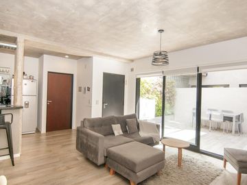 Espectacular 4 ambientes 2 cocheras  patio y parrilla - con amenities - Caballito