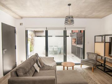 Espectacular 4 ambientes 2 cocheras  patio y parrilla - con amenities - Caballito