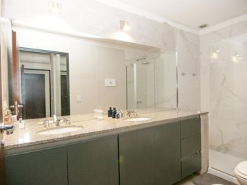 Espectacular 4 ambientes 2 cocheras  patio y parrilla - con amenities - Caballito