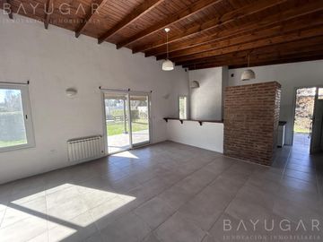 Alquiler-  Casa en Lomas de San Francisco -  Open Door