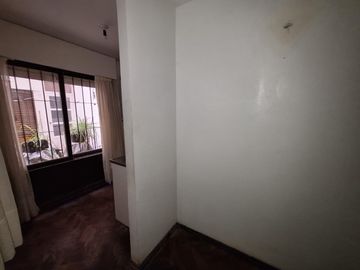 Departamento de 2 Dorm - Patio - 9 de Julio al 600 - Centro