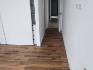 ALQUILER 24 MESES DEPARTAMENTO 2 AMBIENTES CON BALCON - COCHERA - TERRAZA PROPIA