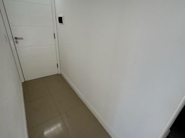 ALQUILER 24 MESES DEPARTAMENTO 2 AMBIENTES CON BALCON - COCHERA - TERRAZA PROPIA