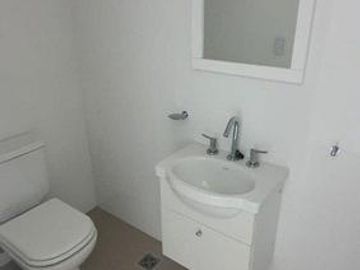 ALQUILER 24 MESES DEPARTAMENTO 2 AMBIENTES CON BALCON - COCHERA - TERRAZA PROPIA
