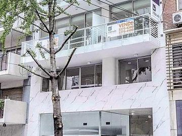 Loft con terraza propia. Todo luz y sol. Apto profesional.