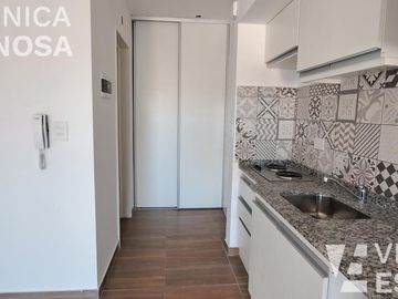 Departamento de un ambiente en venta, Haedo. Entrega inmediata.
