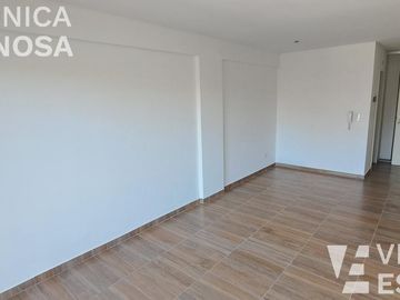 Departamento de un ambiente en venta, Haedo. Entrega inmediata.