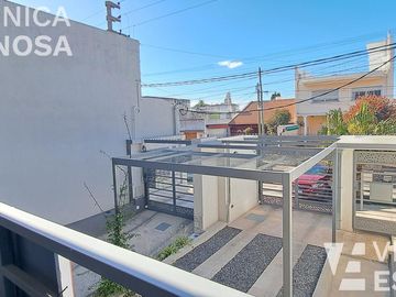 Departamento de un ambiente en venta, Haedo. Entrega inmediata.