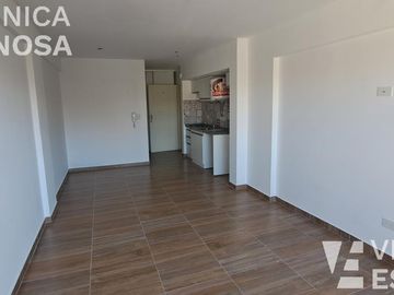 Departamento de un ambiente en venta, Haedo. Entrega inmediata.
