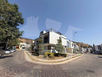 Casa en Venta, La Rioja, Tlajomulco de Zúñiga, Jalisco