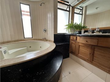 CASA EN VENTA EN LA LOMA DE LOS GONZLEZ EN EL POBLADO