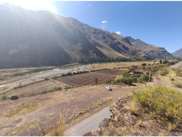 VENDO TERRENO DE 8000 M2 A PIE DE PISTA VALLE SAGRADO PISAC CUSCO PERU