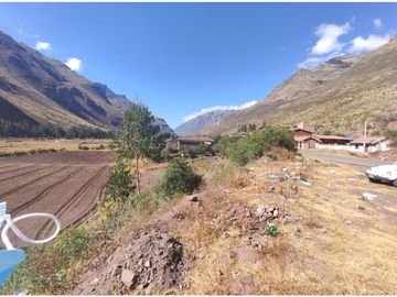 VENDO TERRENO DE 8000 M2 A PIE DE PISTA VALLE SAGRADO PISAC CUSCO PERU