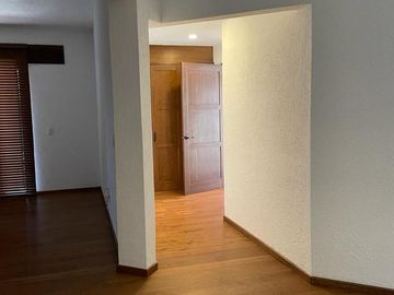 RENTA DE CASA EN FRACCIONAMIENTO CLUB DE GOLF LOS ENCINOS EN LERMA