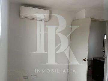 CASA EN FRACC.CANTIZALES EN APODACA,N.L.