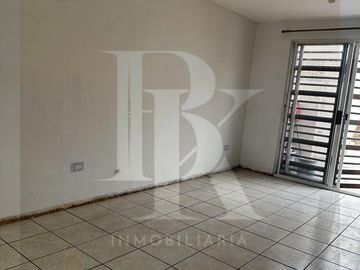 CASA EN FRACC.CANTIZALES EN APODACA,N.L.
