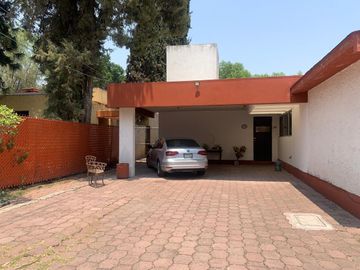 Oportunidad de casa en venta en Jurica