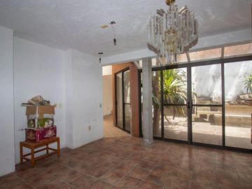 CASA EN VENTA TLALTENANGO
