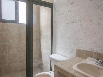 CASA EN VENTA TLALTENANGO