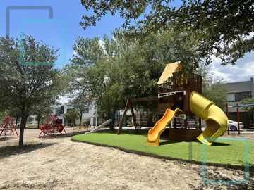 CASA EN VENTA RESIDENCIAL LAS MARGARITAS ZONA SANTA CATARINA
