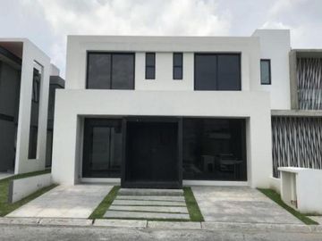 Casa en condominio - Hacienda San José