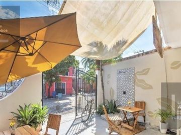 Casa enVENTA ENORME PROPIEDAD, OPORTUNIDAD DE NEGOCIO, HERMOSA CASA ADAPTADA COMO HOTELITO EN LA CRUZ DE HUANACAXTLE